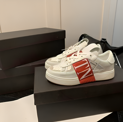 Valentino Garavani Low-Top Calfskin VL7N Sneakers With Bands